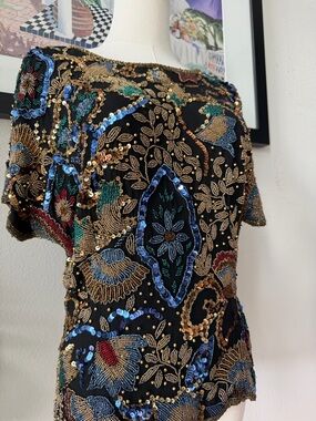 INCREDIBLE Vintage 80s Black Tie 100% Silk Fully Beaded Statement Top Sz Medium